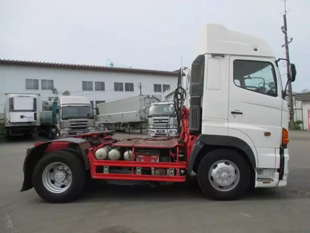 平成17年02月中古大型トラクタヘッド日野日野の画像3