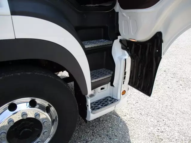 令和01年/平成31年10月中古大型トラクタヘッド日野日野の画像35