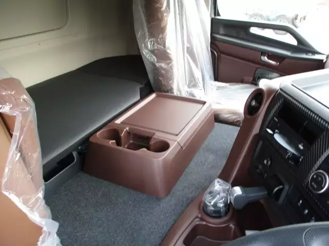 令和01年/平成31年10月中古大型トラクタヘッド日野日野の画像37