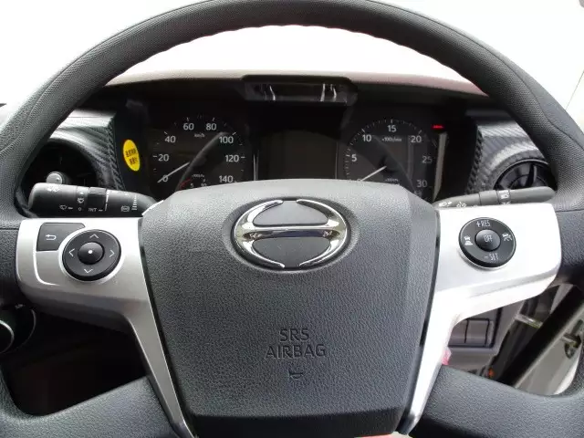 令和01年/平成31年10月中古大型トラクタヘッド日野日野の画像47