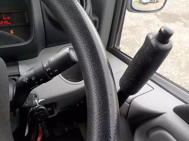 平成27年11月中古小型日野日野の画像18