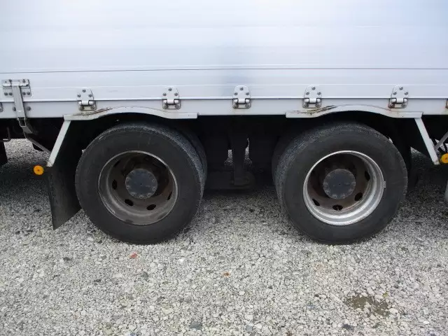 平成23年09月中古大型日産UDUDトラックスの画像17