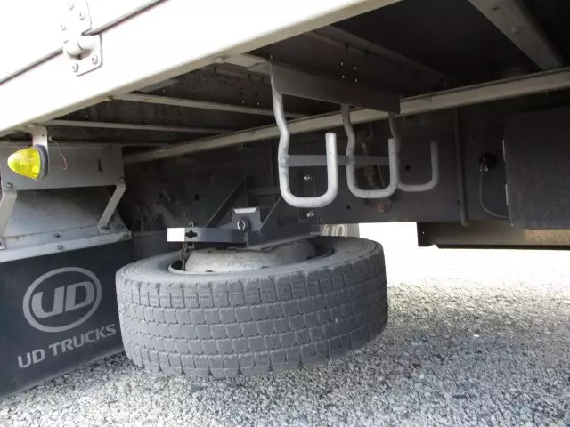 平成23年09月中古大型日産UDUDトラックスの画像24