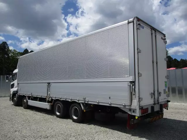 平成23年09月中古大型日産UDUDトラックスの画像6