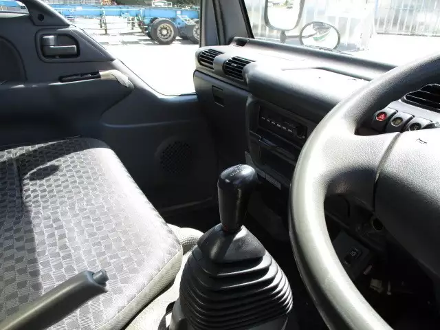 平成18年03月中古小型いすゞいすゞの画像24