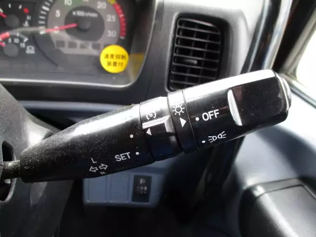 平成19年04月中古大型トラクタヘッド日野プロフィアの画像15