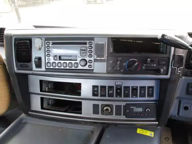 平成19年04月中古大型トラクタヘッド日野プロフィアの画像19