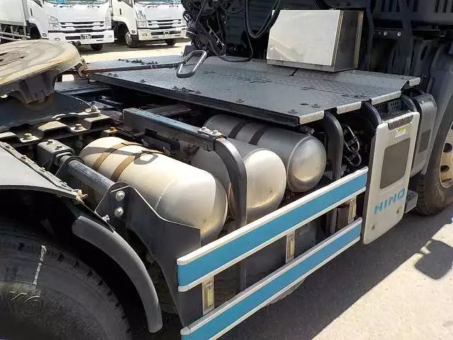 平成25年12月中古大型トラクタヘッド日野日野の画像21