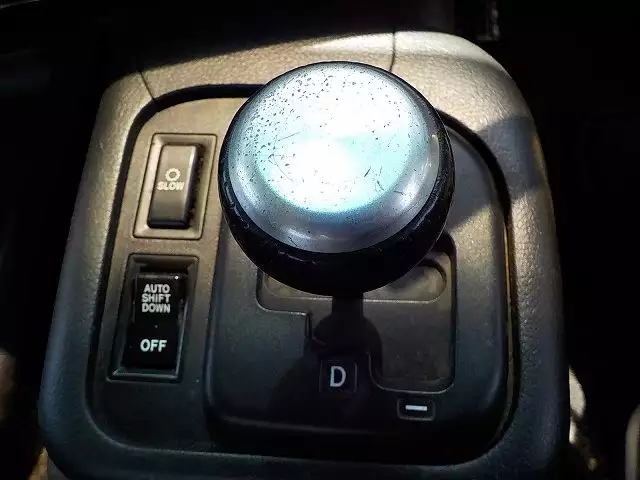 平成25年12月中古大型トラクタヘッド日野日野の画像29