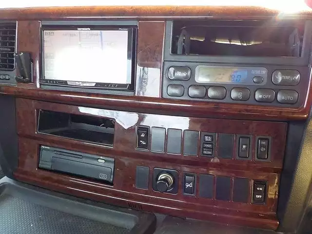 平成25年12月中古大型トラクタヘッド日野日野の画像32