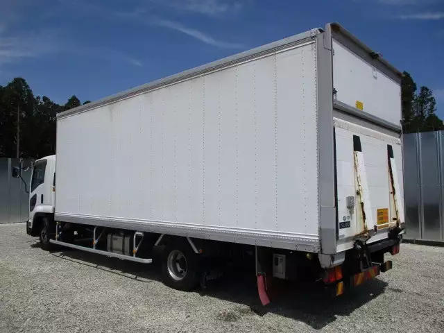 平成26年12月中古中型いすゞいすゞの画像6