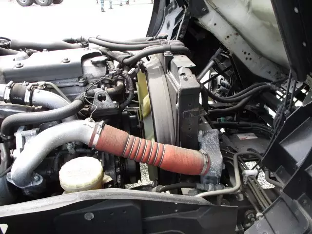 平成26年12月中古中型いすゞいすゞの画像55