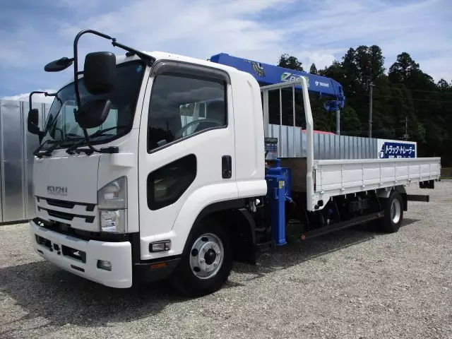令和01年/平成31年09月中古中型いすゞいすゞの画像1