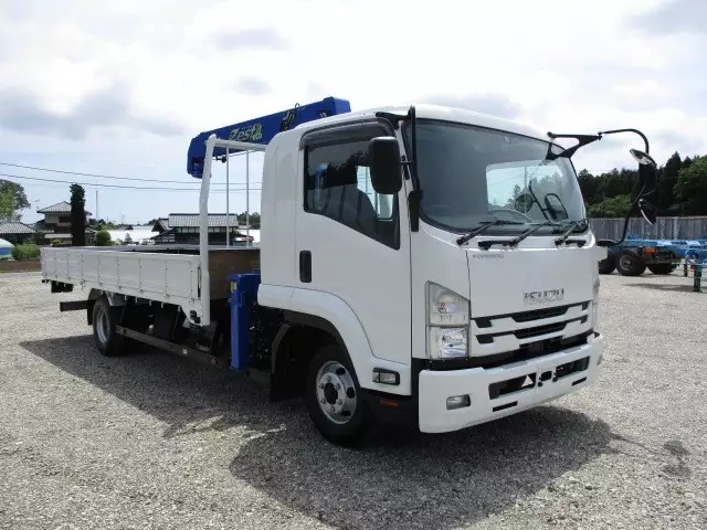 令和01年/平成31年09月中古中型いすゞいすゞの画像3