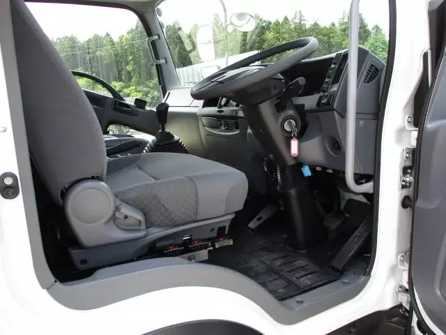 令和01年/平成31年09月中古中型いすゞいすゞの画像26