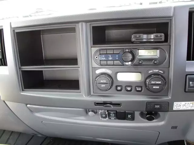 令和01年/平成31年09月中古中型いすゞいすゞの画像32