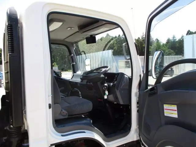 令和02年01月中古小型いすゞいすゞの画像28