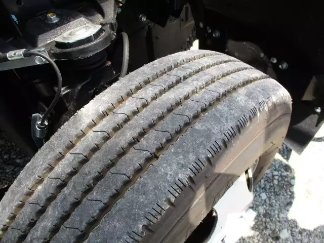 令和02年01月中古小型いすゞいすゞの画像40