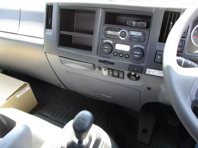 令和01年/平成31年10月中古中型いすゞいすゞの画像32