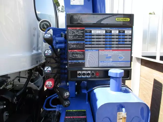 令和01年/平成31年10月中古中型いすゞいすゞの画像9