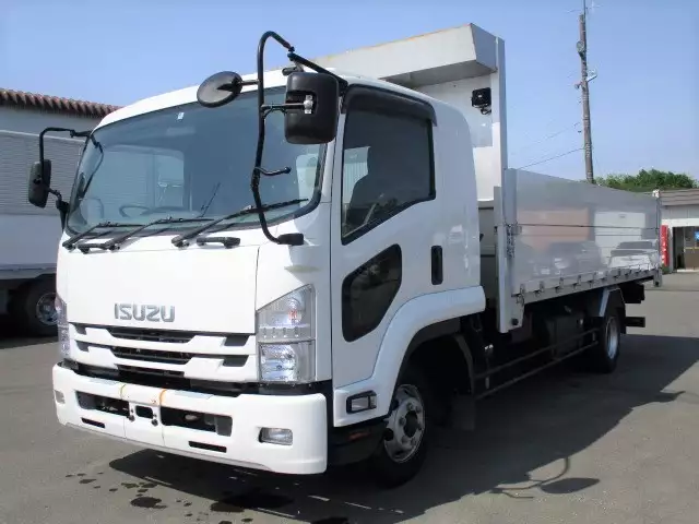 平成29年09月中古中型いすゞフォワードの画像1