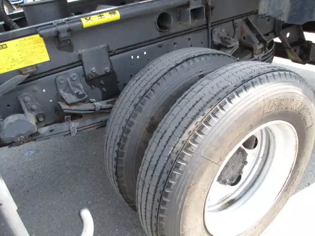 平成29年09月中古中型いすゞフォワードの画像17