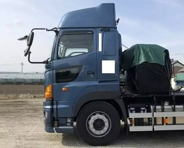 平成30年01月中古大型トラクタヘッド日野プロフィアの画像3