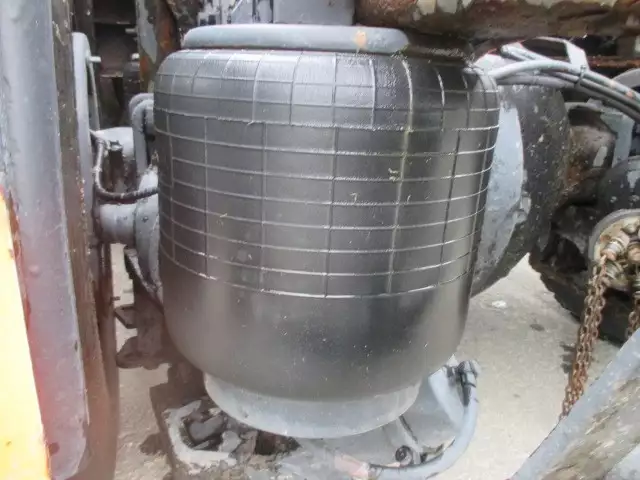 平成18年03月中古大型トラクタヘッド日産UDクオンの画像15