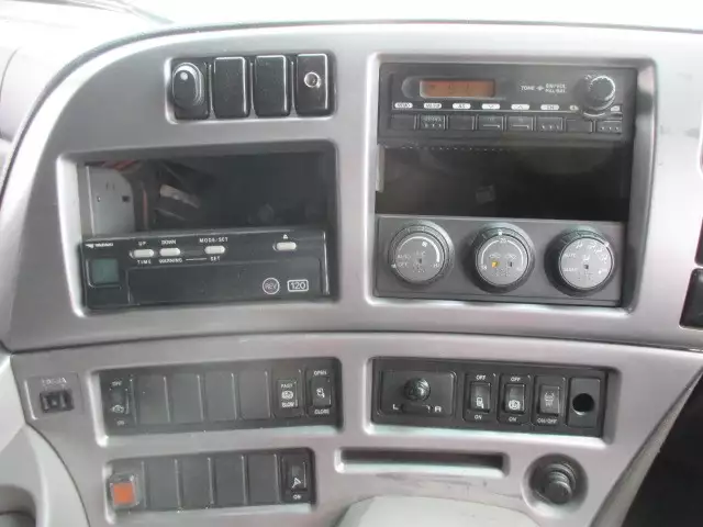 平成18年03月中古大型トラクタヘッド日産UDクオンの画像26