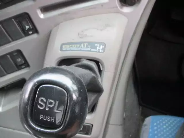 平成18年03月中古大型トラクタヘッド日産UDクオンの画像28