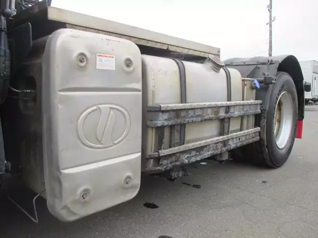 平成18年03月中古大型トラクタヘッド日産UDクオンの画像10