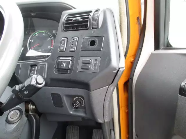 平成21年07月中古大型トラクタヘッド三菱ふそう三菱の画像26