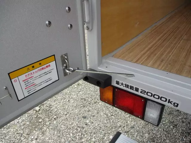 令和02年02月中古小型アルミバン・ウィングいすゞいすゞの画像33