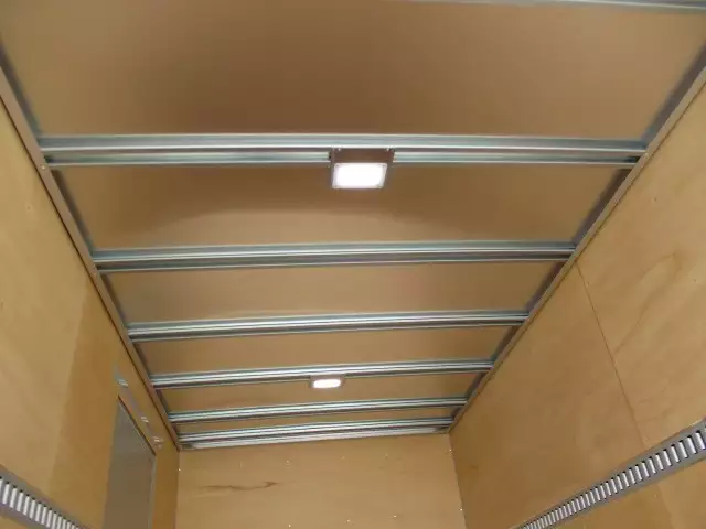 令和02年02月中古小型アルミバン・ウィングいすゞいすゞの画像38