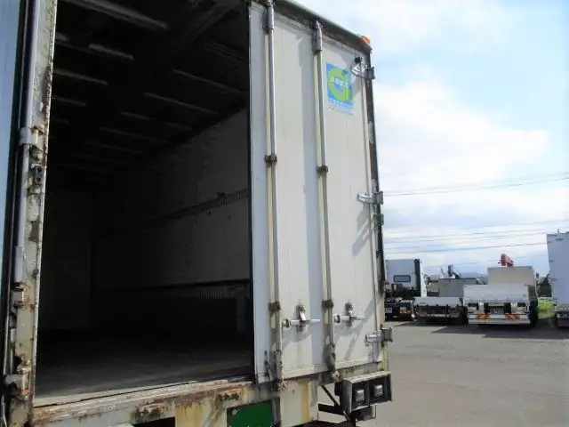 平成16年02月中古中型いすゞフォワードの画像19