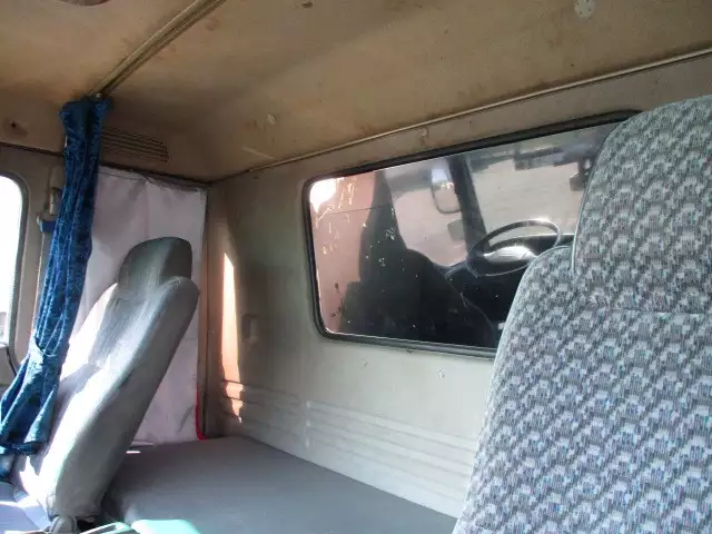 平成16年02月中古中型いすゞフォワードの画像33