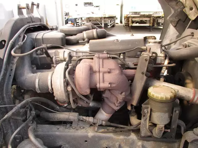 平成16年02月中古中型いすゞフォワードの画像36