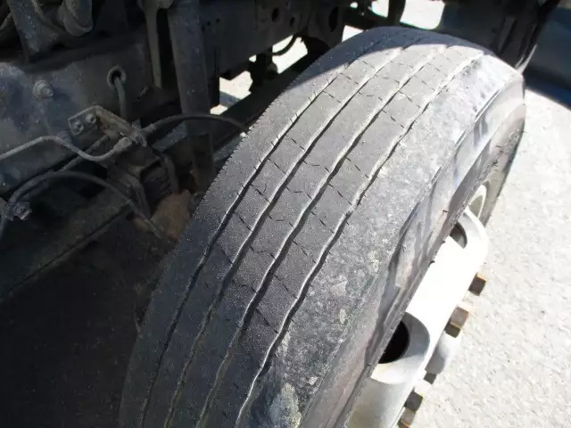 平成16年02月中古中型いすゞフォワードの画像7