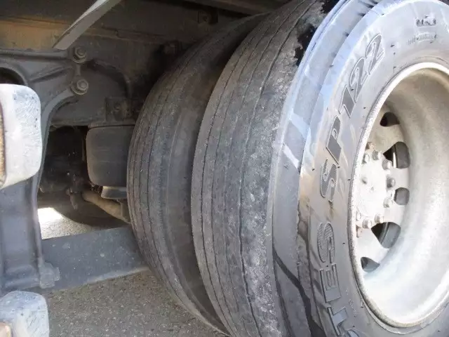 平成16年02月中古中型いすゞフォワードの画像10