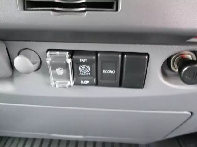 令和02年02月中古小型いすゞいすゞの画像33