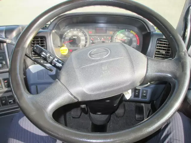 平成18年12月中古大型トラクタヘッド日野プロフィアの画像16