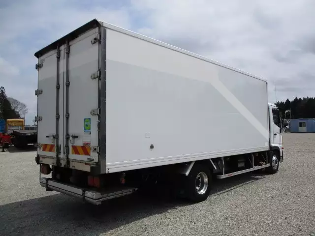 平成28年11月中古中型冷凍バン・ウィング日野日野の画像4