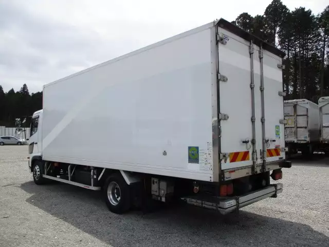 平成28年11月中古中型冷凍バン・ウィング日野日野の画像6