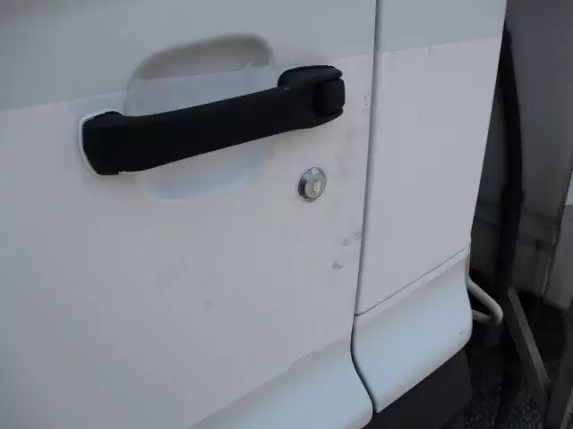 平成28年11月中古中型冷凍バン・ウィング日野日野の画像9