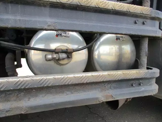 平成25年06月中古大型トラクタヘッド三菱ふそうスーパーグレートの画像16