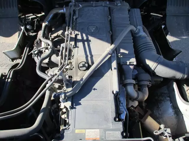 平成25年06月中古大型トラクタヘッド三菱ふそうスーパーグレートの画像34