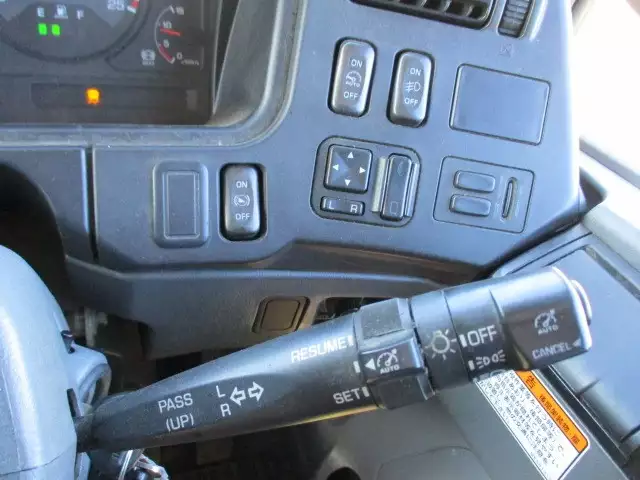 平成25年06月中古大型トラクタヘッド三菱ふそうスーパーグレートの画像44