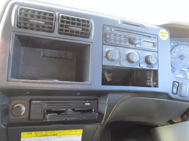 平成25年06月中古大型トラクタヘッド三菱ふそうスーパーグレートの画像46