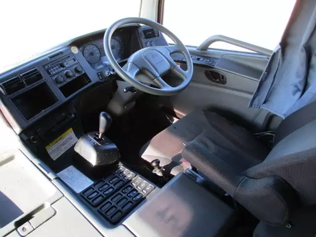 平成25年06月中古大型トラクタヘッド三菱ふそうスーパーグレートの画像53